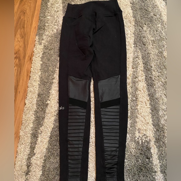 All Yoga Moto Leggings - Picture 2 of 2